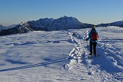 55 Pestando neve battuta con vista in Venturosa